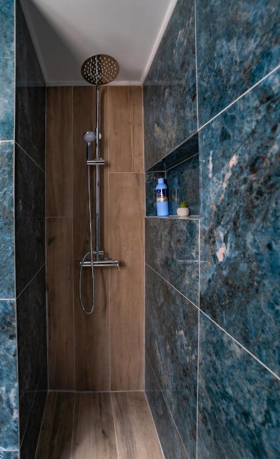 Maxblue 2 Apartment Piraeus Ngoại thất bức ảnh